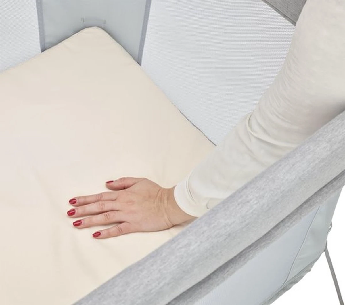 Maxi-Cosi Iris Campingbedje - Essential Grey - Afbeelding 4