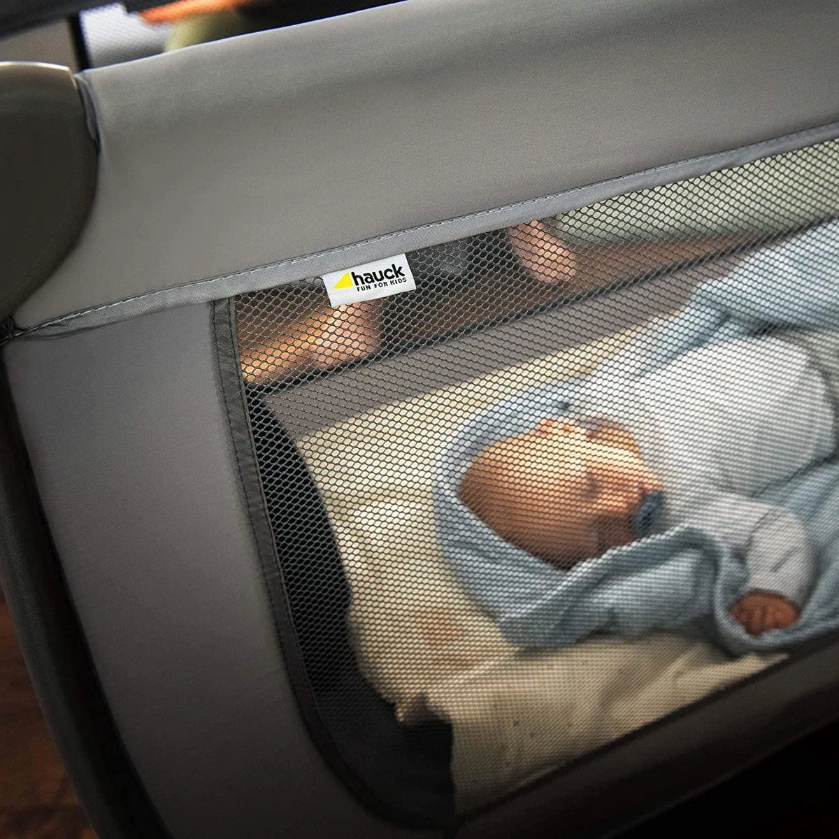 Hauck Dream N Play Plus Campingbedje Set - Met Matras En Muggennet - Grijs - Afbeelding 8