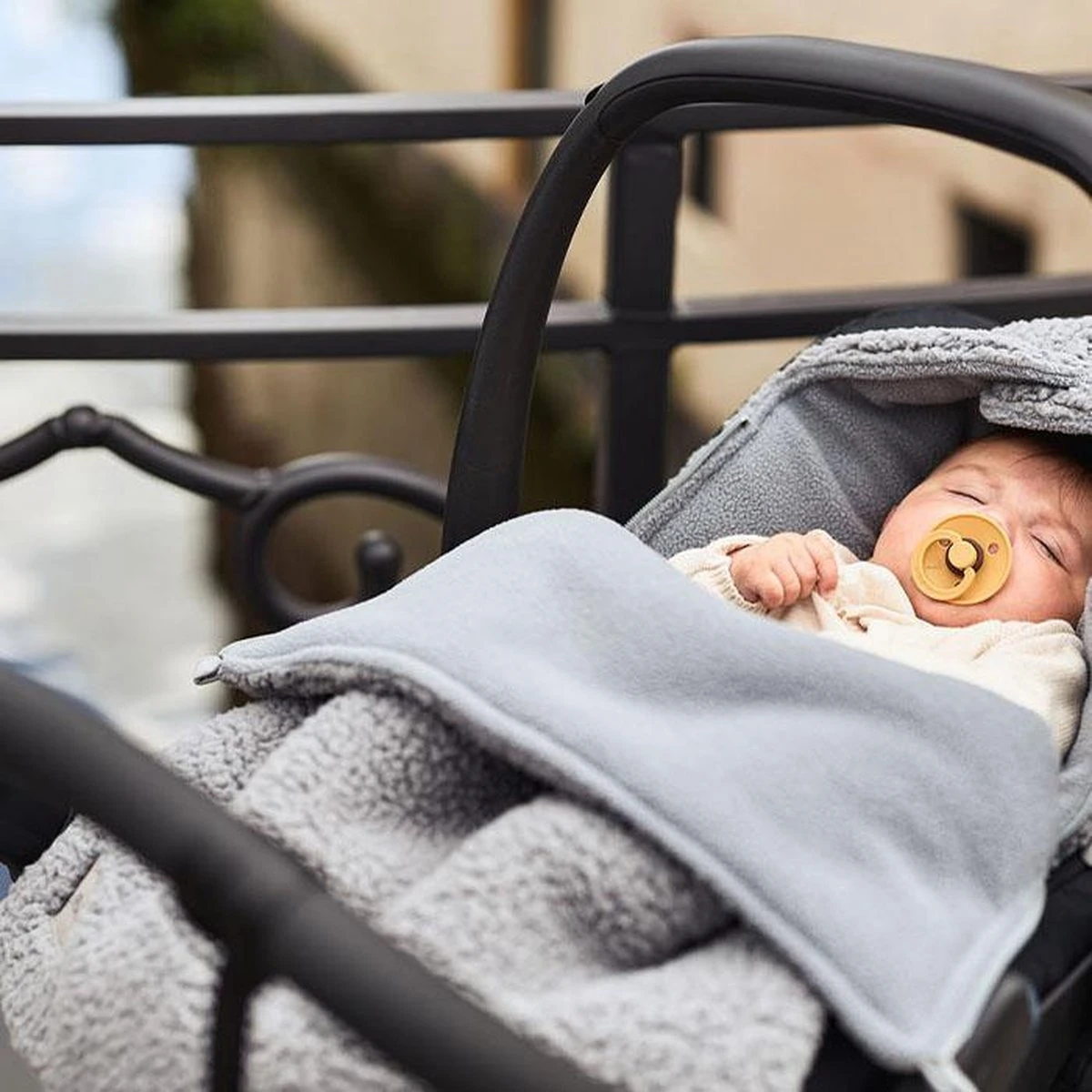 Jollein Voetenzak Voor Autostoel & Kinderwagen - Teddy - Storm Grey - Afbeelding 10
