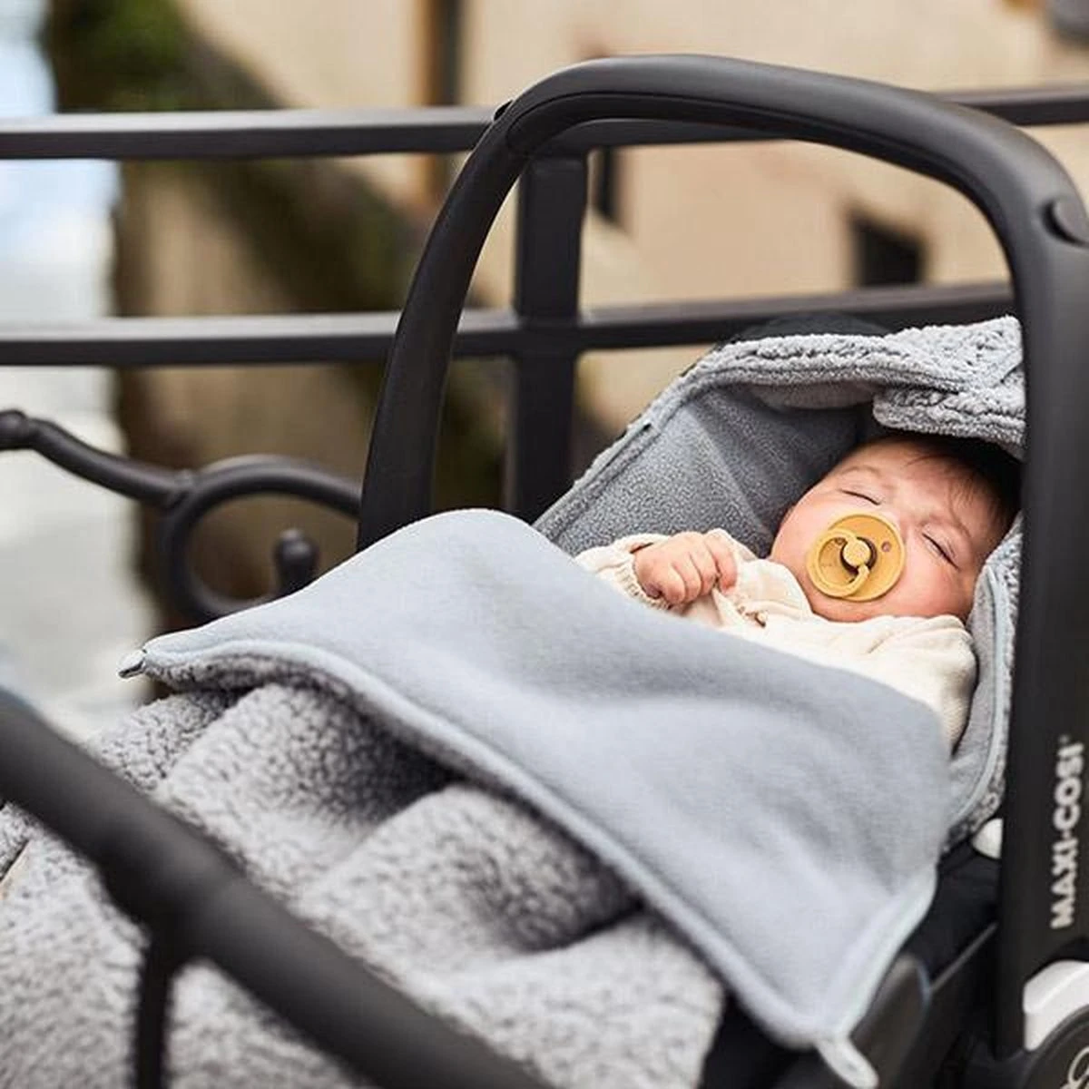 Jollein Voetenzak Voor Autostoel & Kinderwagen - Teddy - Storm Grey - Afbeelding 12