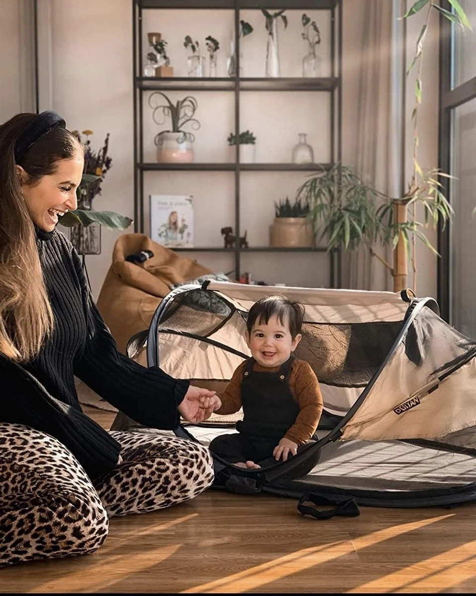 Deryan Baby Luxe Campingbedje – Inclusief Zelfopblaasbare Matras - Cream - Afbeelding 13